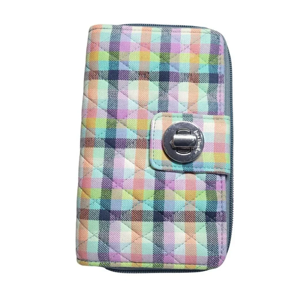 Vera Bradley RFID Turnlock Wallet in the Gingham Plaid Pattern - Picture 3 of 6